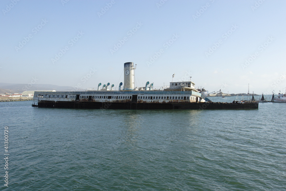 Abandoned ship with sea lions02