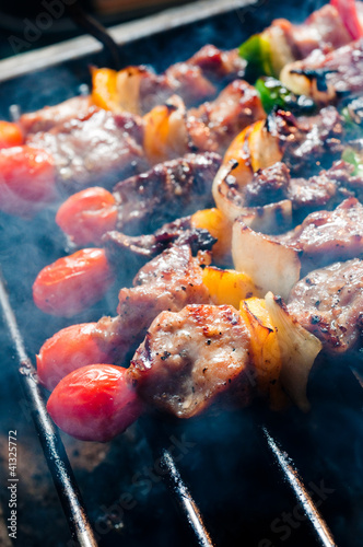 Obraz na płótnie bbq on grill w salonie
