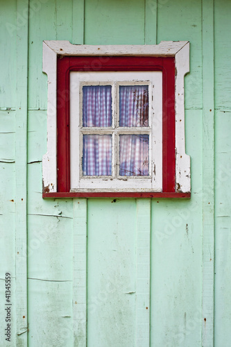 Wooden huts window - Avieiro s fishermen