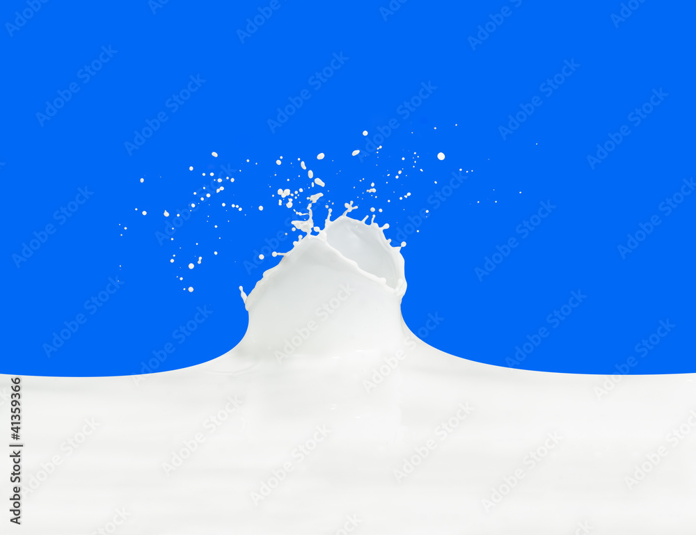 Obraz premium milk splash