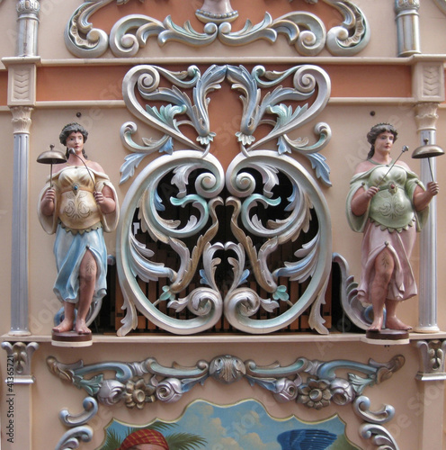 barrel organ
