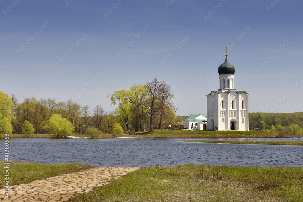 Naklejka premium Church of the Intercession on the Nerl