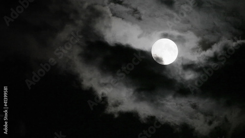 Full moon and clouds timelapse