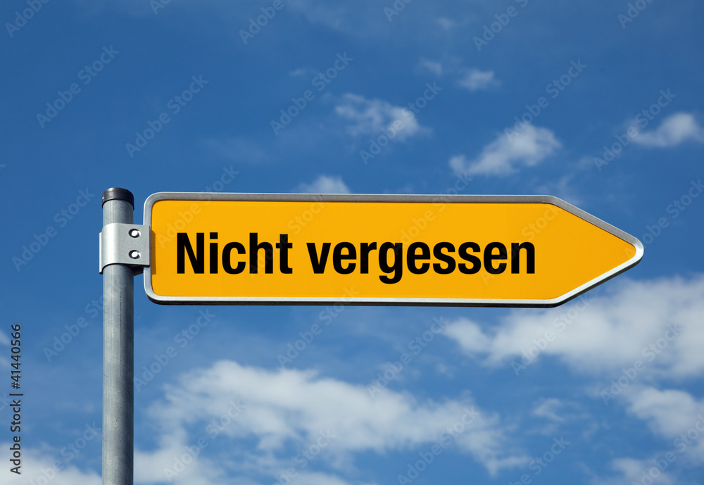 Pfeil mit blauem Himmel NICHT VERGESSEN Pfeil mit blauem Himmel NICHT VERGESSEN