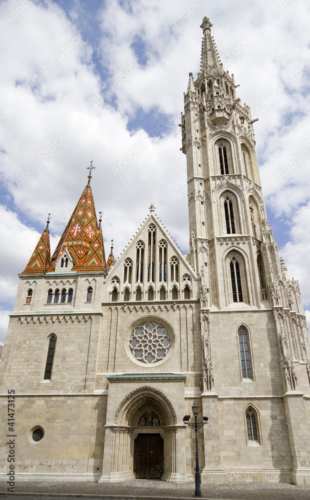 chiesa di mattia a budapest