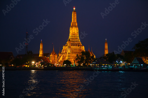 Wat Arun © swisshippo
