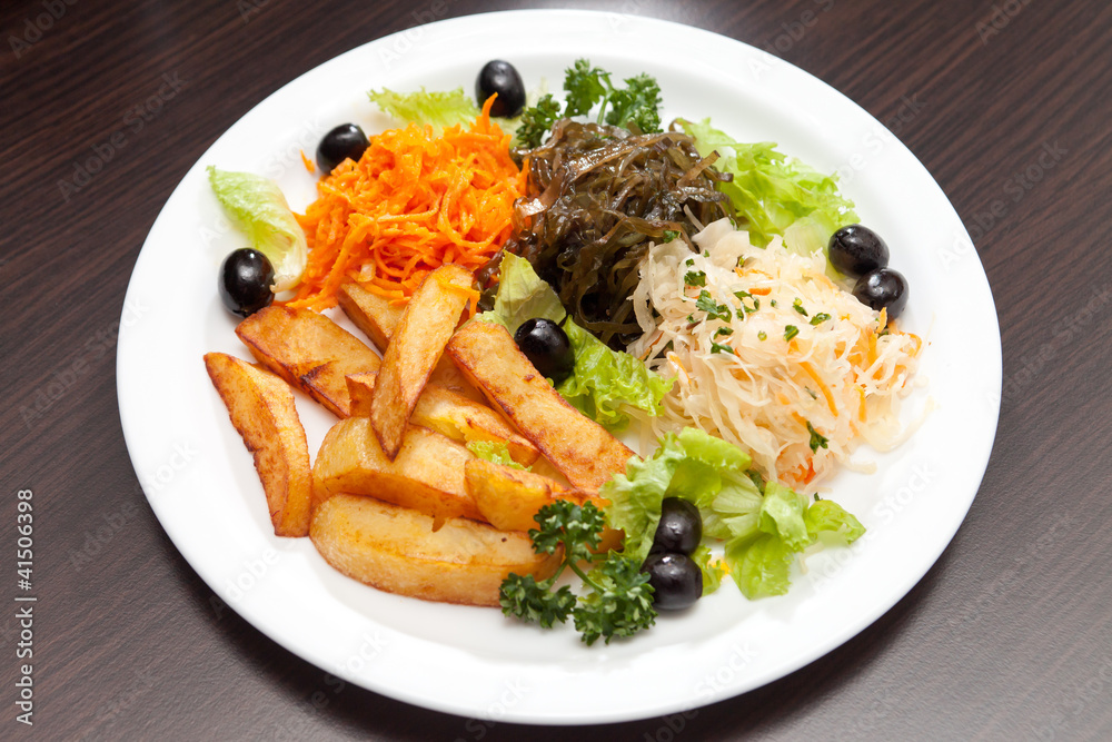 roasted potatoes with vegetables roasted potatoes with vegetables