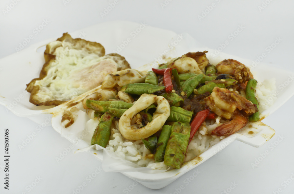 Curry paste with beans,Shrimp and Squid Curry paste with beans,Shrimp and Squid