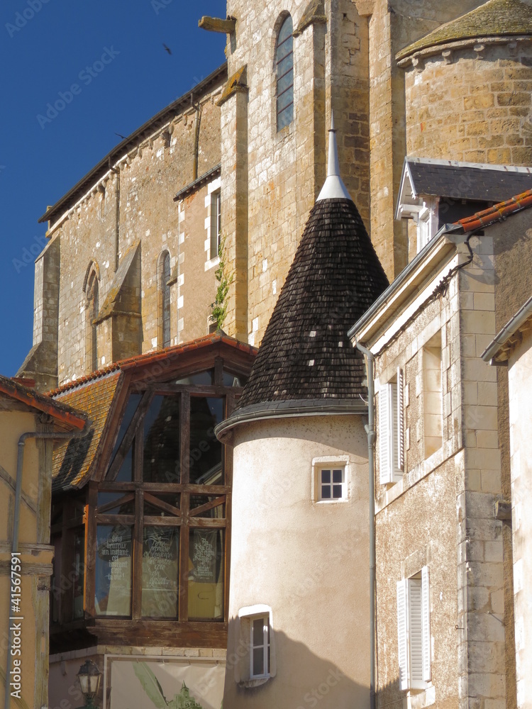 Toiture, Bardeaux de Châtaigner ; Montmorillon ; Poitou-Charente