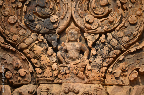 Detalle de uno de los relieves del templo de Banteay Srei