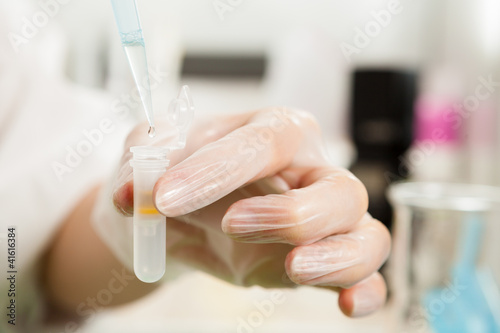 DNA sample preparation
