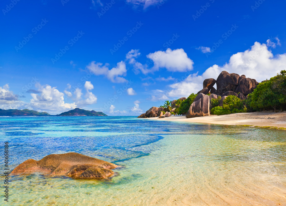 Fototapeta premium Beach Source d'Argent at Seychelles