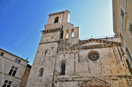 Nimes, la Cattedrale