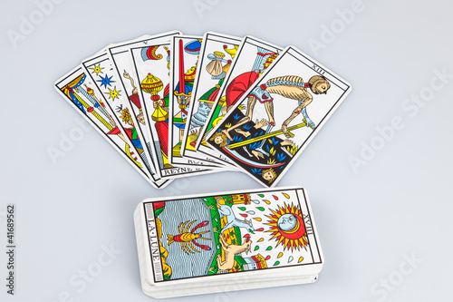 Tarot cards (5).
