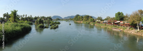 Fiume Mekong che divide le isole di Don Det e Don Khon