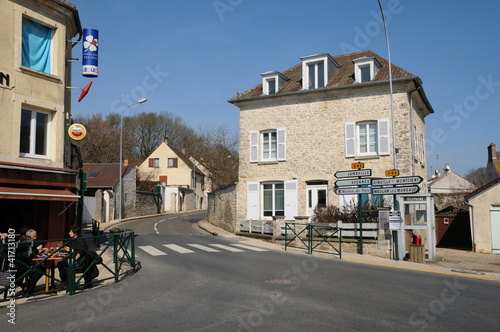 the village of Seraincourt in Val d Oise photo