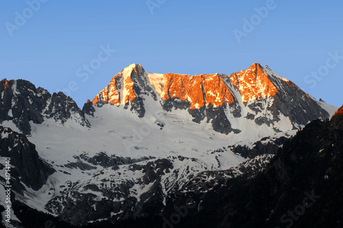 Photos sunrise over Presanella - Italian Alps