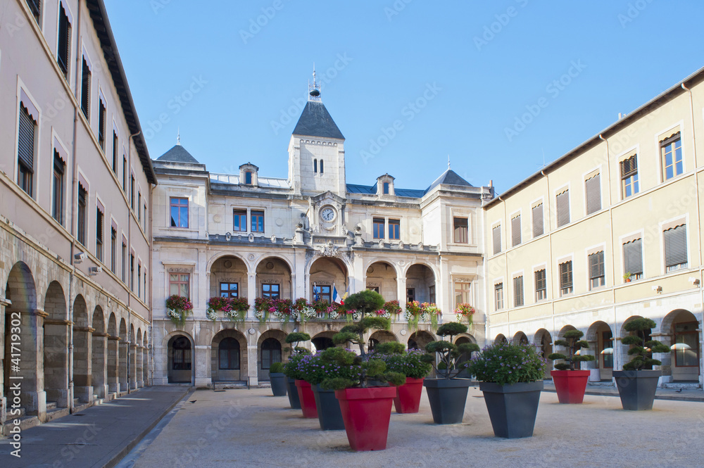 Naklejka premium City Hall in Vienne France