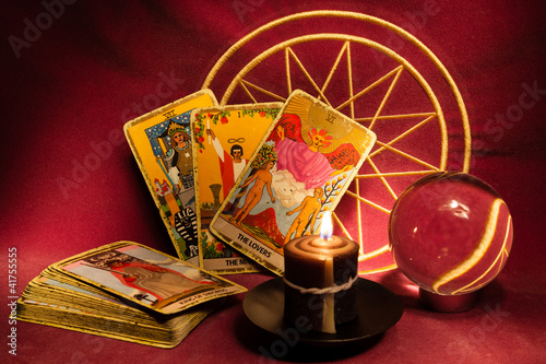 Tarot cards and crystal ball (3)