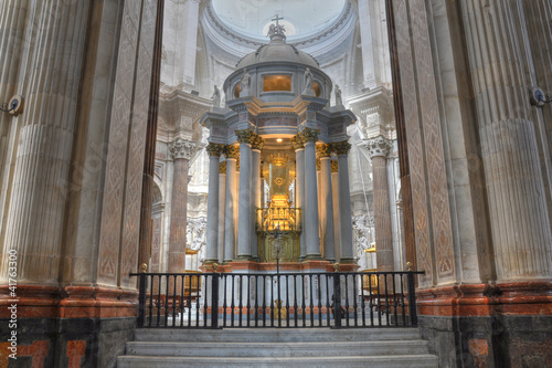 Tableau sur toile Cadiz cathedral altar