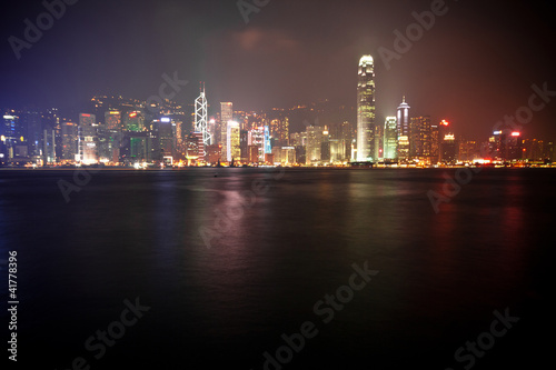 Hong Kong bei Nacht © Eduard Warkentin