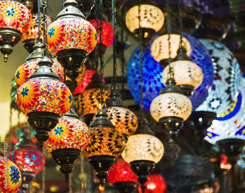 Lampes orientales au bazar   gyptien d Istambul - Turquie