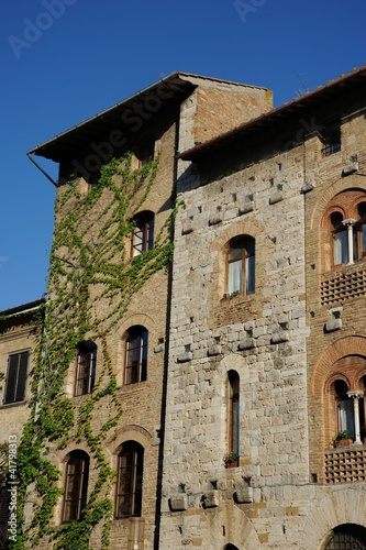 San Gimignano (Tuscany) photo