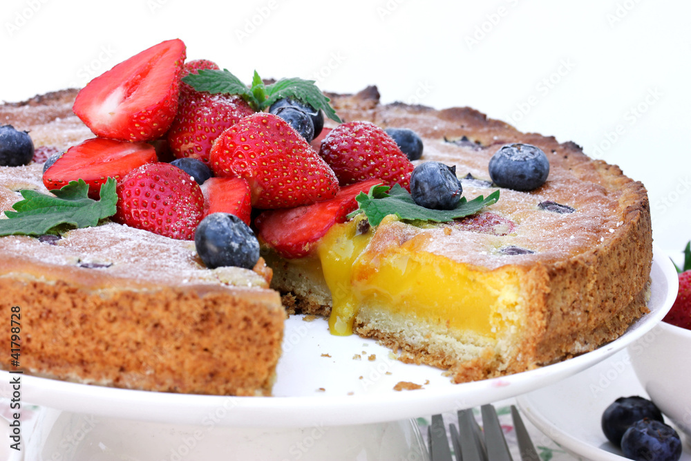 Sweet cake with berries and citrus stuffing Sweet cake with berries and citrus stuffing