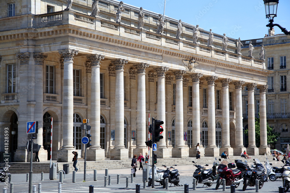 Obraz premium Main theater of Bordeaux, France