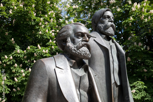 Fotografie Marx-Engels-Denkmal in Berlin
