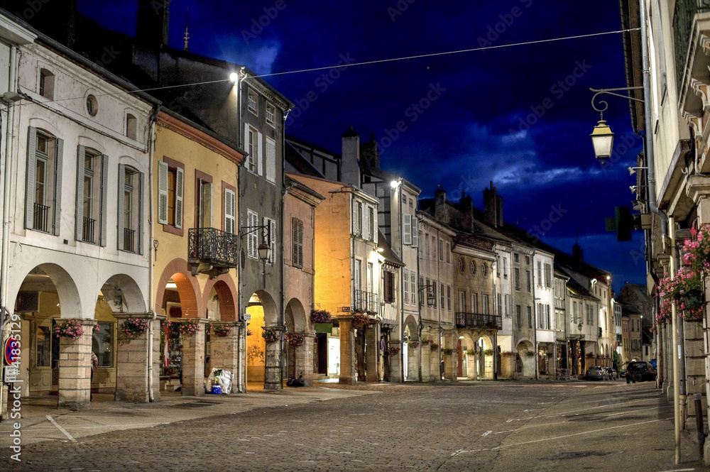 Obraz premium Louhans by night