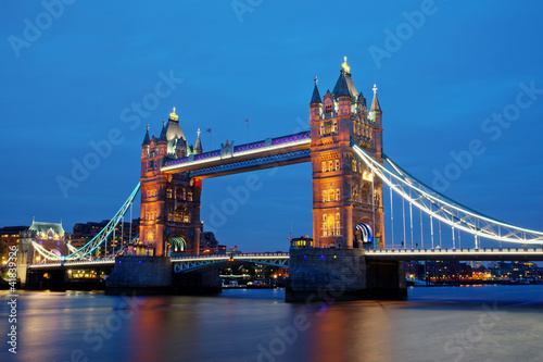 London landmark Towerbridge photo