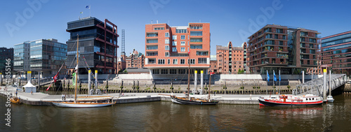 Hafencity Hamburg mit Sandtorkai photo