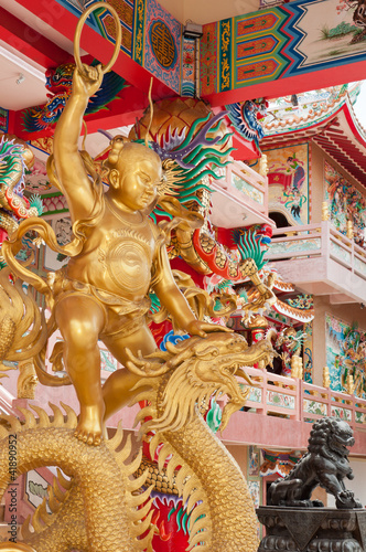Golden statues of Chinese god