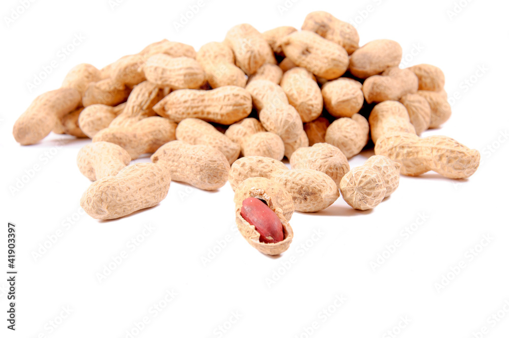 Raw peanuts Raw peanuts
