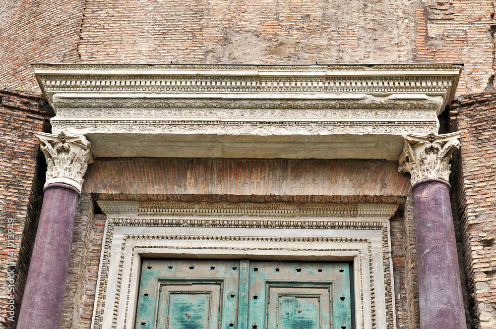 Obraz premium Roma, Fori Imperiali - Tempio di Romolo