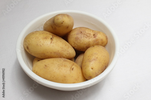 plain bowl with potatoes