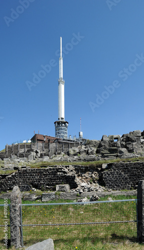 Le temple de Mercure au sommet du puy de Dôme