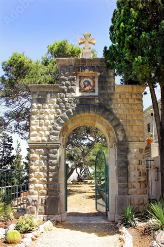 Canvas Print entrance to the Carmelite Monastery