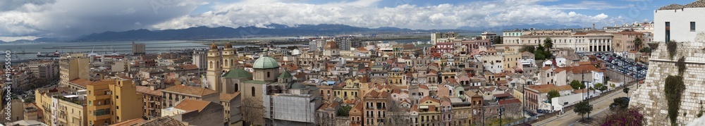 200º Panoramica de Cagliari (Cerdeña,Italia)