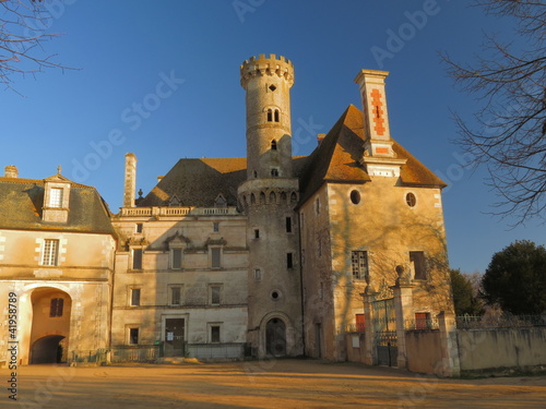 Village de Saint-Savin ; Vienne ; Poitou-Charente photo