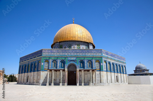 Golden Dome on the Rock Mosque (Har Ha-Bayit) in Jerusalem