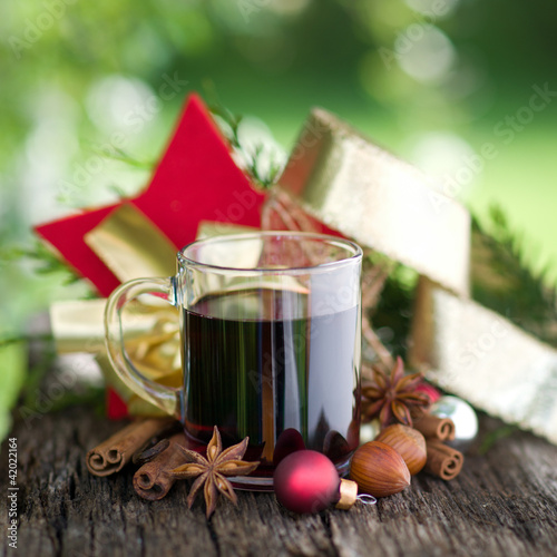Hot spiced wine