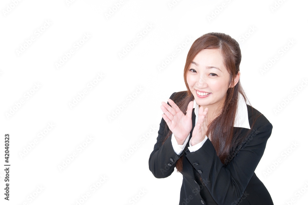 メッセージを伝えている女性 メッセージを伝えている女性
