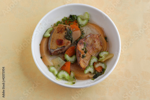 鸡汤 Chicken soup Zuppa di pollo Sopa de pollo