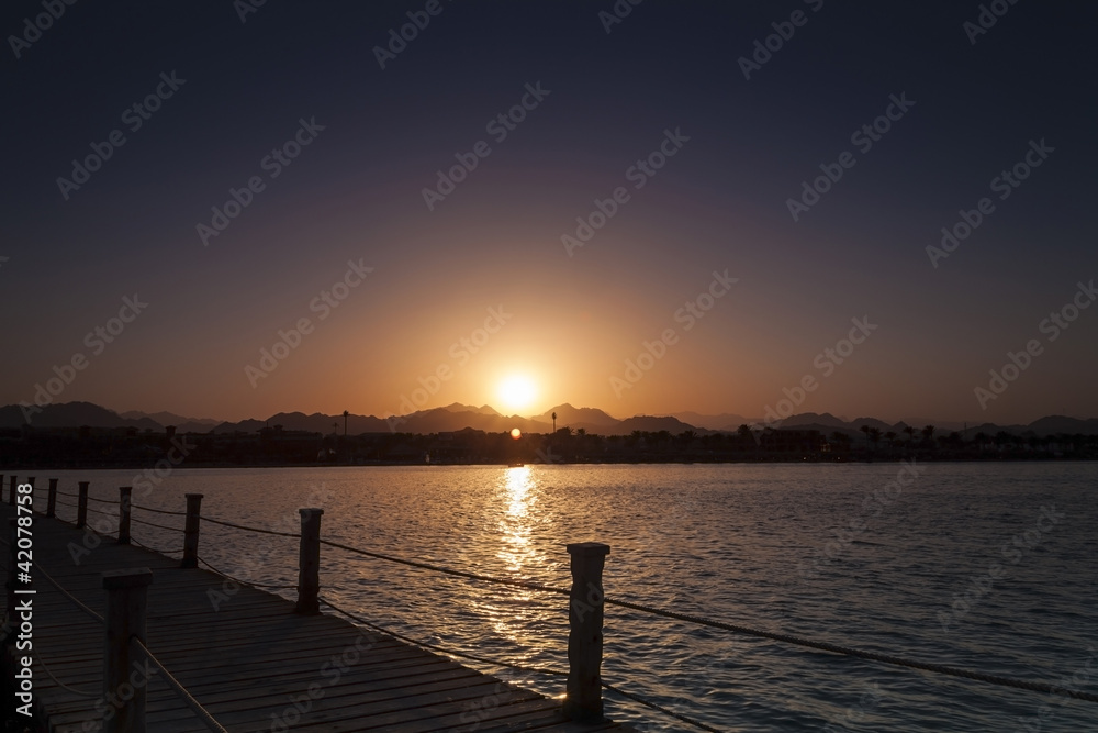 Obraz premium Sunset On The Coast Of Egypt Near Sharm
