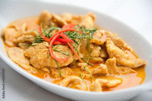 Dried red pork coconut curry (Panaeng) : Famous Thai food