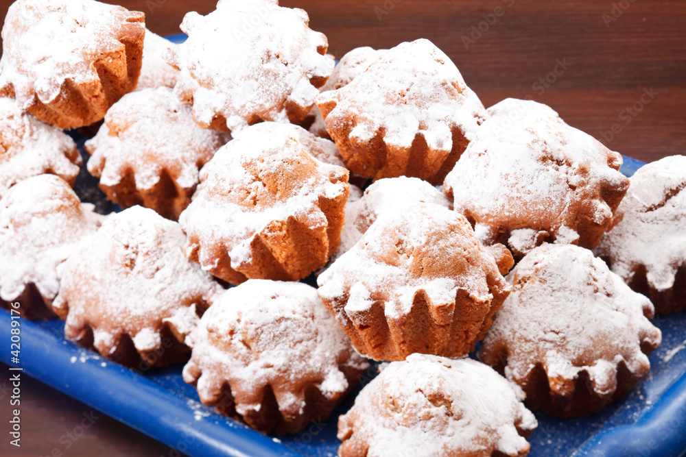 cakes with sugar powder