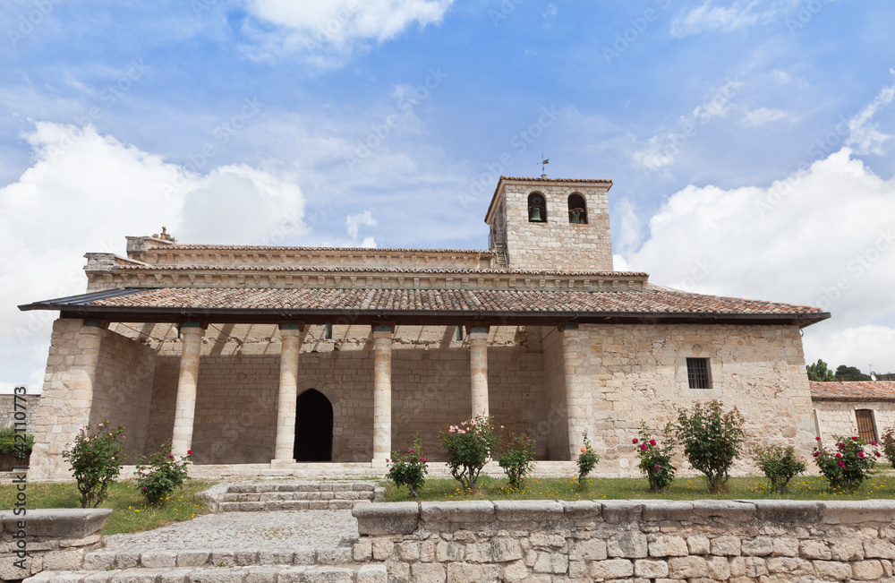 Iglesia de Wamba, de estilo mozárabe y románico en Valladolid