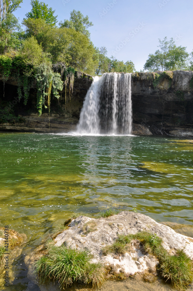 Obraz premium Cascada de Pedrosa de Tobalina, Burgos (España)